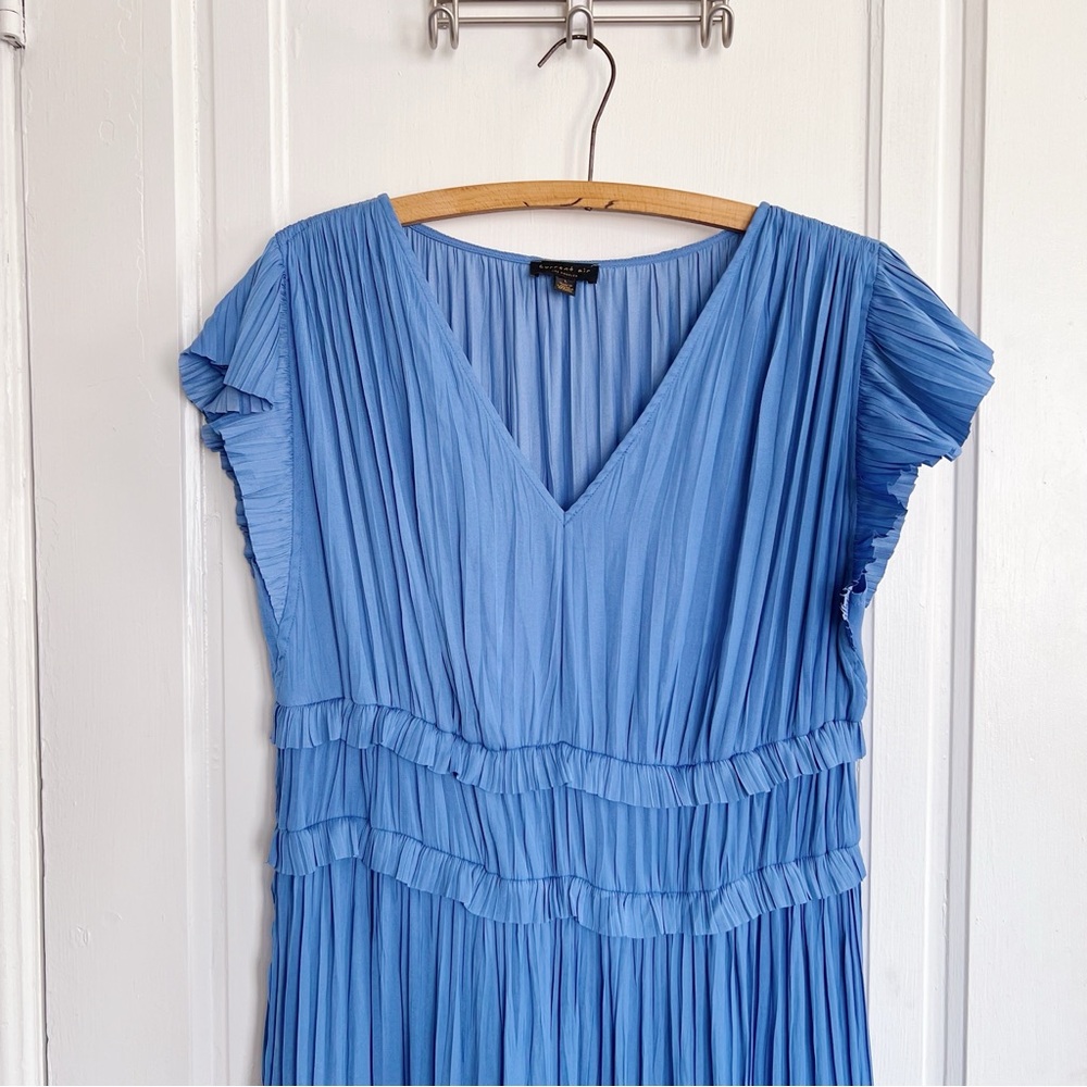 Current Air • Anthropologie Sereia Pleated Midi Dress blue flutter sleeve - Picture 4 of 13